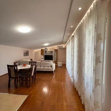 Penthouse & * دراس