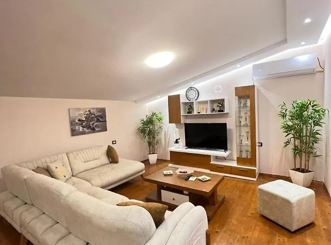 Apartament Penthouse & Durrës